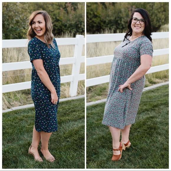 Go To House Dress loungewear black apples modest - Picture 9 of 9